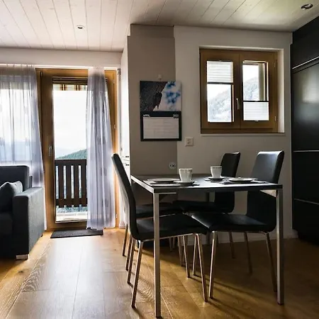 Moderne 2-zimmer-wohnung In Mit Aussicht Albinen