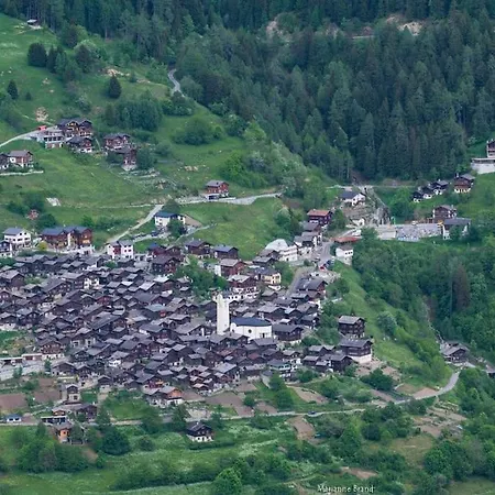 Appartement Moderne 2-zimmer-wohnung In Mit Aussicht